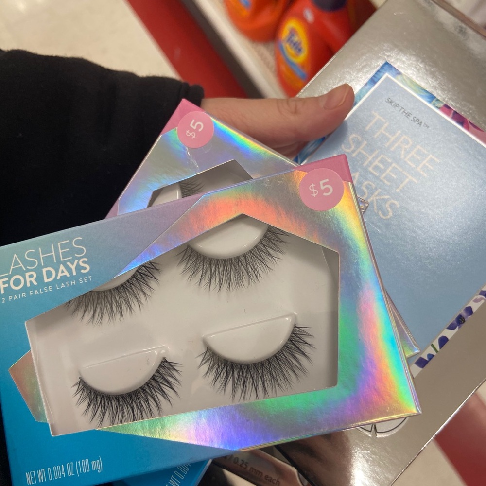 Lashes